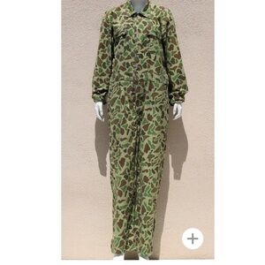 Vtg Caliber Camo Coverall Full Zip Hunting Suit Size large 100% Cotton‎